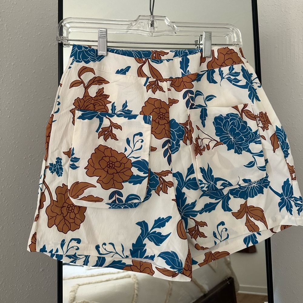 Novo Dolls three piece set - size small